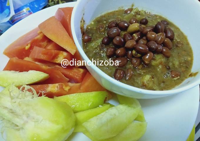 Resep Bumbu rujak buah simple Anti Gagal