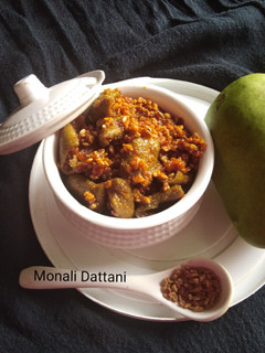 मेथी और आम का अचार (methi aur aam ka achar recipe in Hindi) रेसिपी मुख्य फोटो