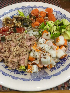 Una foto de Ensalada de colores