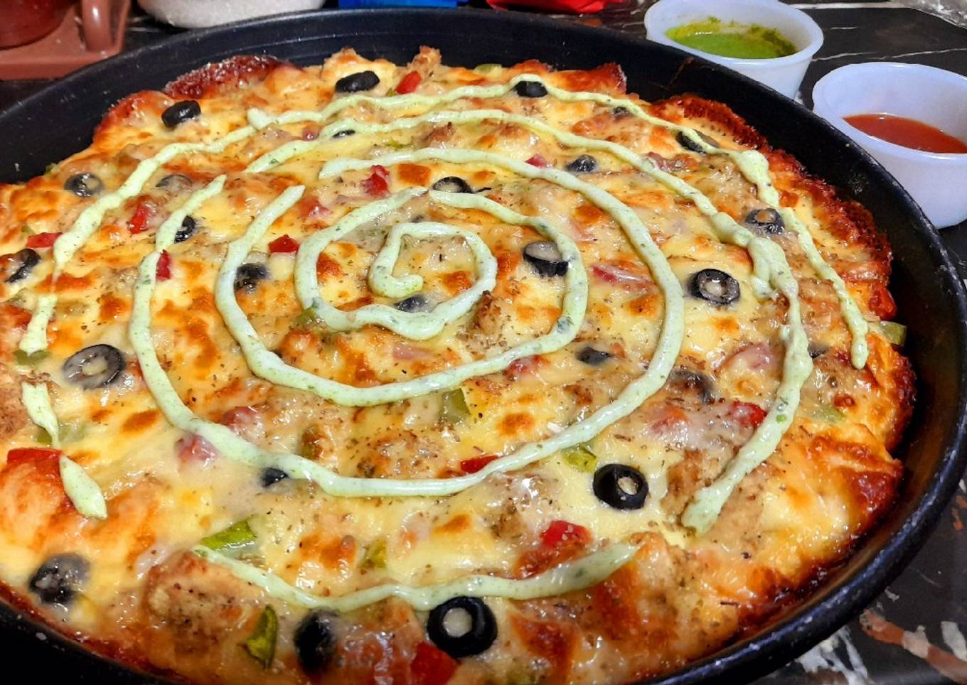 Chicken Malai boti pizza