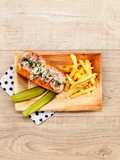 New England style lobster roll