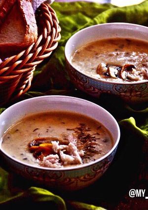 A picture of Cream of mushroom with chicken #nomaida.