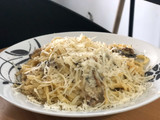 Spaghetti con champiñones