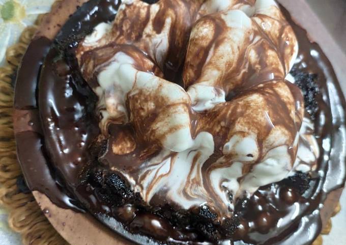 Easiest Way to Prepare Any-night-of-the-week Sizzling brownie with ice cream