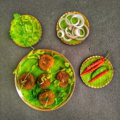 A picture of Palak kabab.