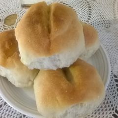 A picture of Homemade Portuguese rolls.