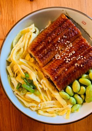 日式蒲燒鰻魚飯 的食譜成品照片