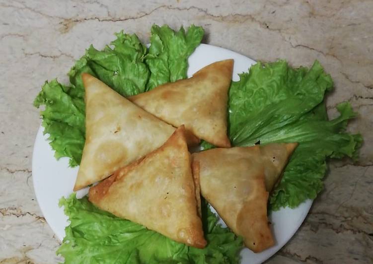 Recipe of Homemade Aalu samosa