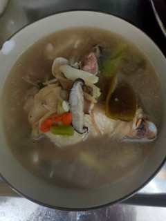 剝皮辣椒排骨雞湯 的食譜成品照片