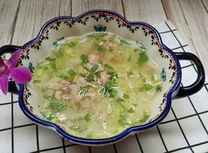 Hình của món Canh bắp cải nấu thịt vai heo xay.