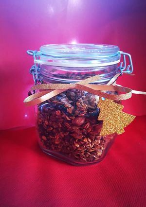 Une photo de Muesli maison aux saveurs de Noël sans gluten
