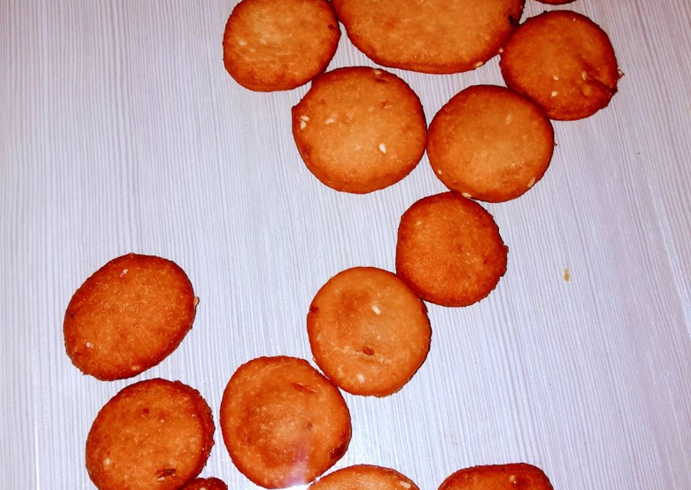 One bite shaker qandi ki mhiti tikyan