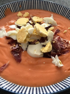 Una foto de Salmorejo andaluz Mambo