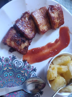 A picture of Grilled paneer with plum sauce.