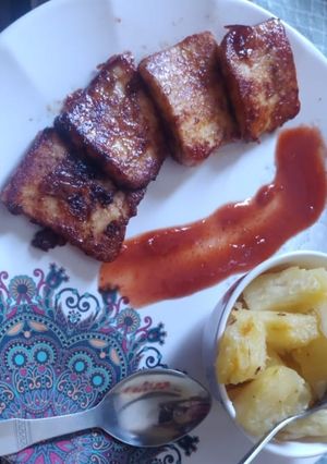 A picture of Grilled paneer with plum sauce.