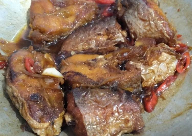 Cara membuat Ikan Patin Bumbu Kecap yang lezat dan Mudah Dibuat