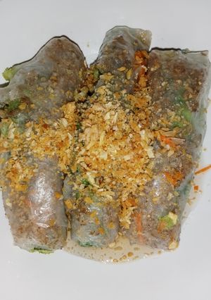 รูปของ ก๋วยเตี๋ยวลุยสวน น้ำจิ้มบ๊วย | Rice Noodles Salad Rolls with Sweet Plum Sauce