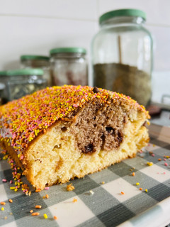 Una foto de Budín húmedo con leche, a los chicos les encanta 😋