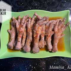 A picture of Seblak Ceker.