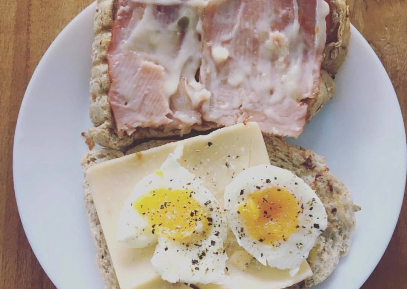 Roti dua sisi untuk sarapan
