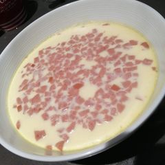 A picture of Steam egg with Ham.