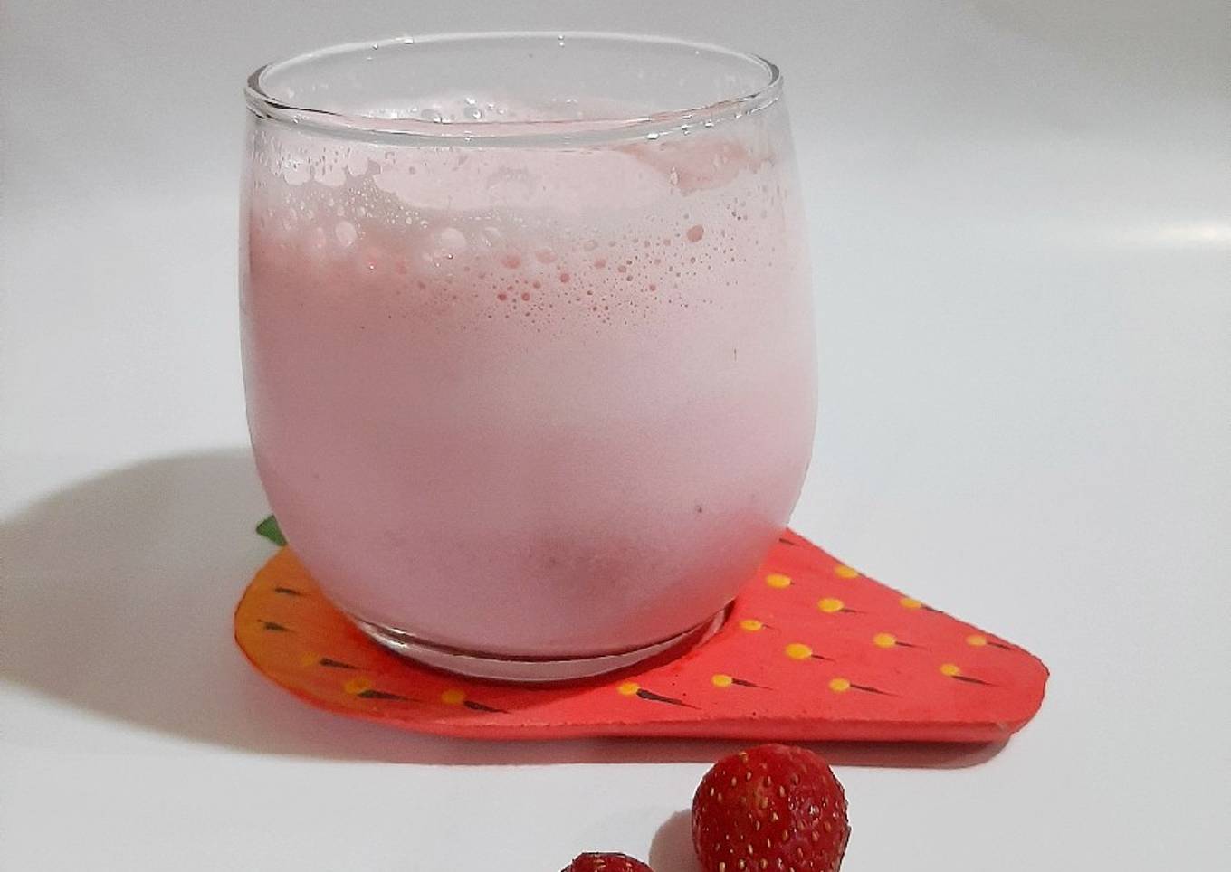 Strawberry Milky Juice
