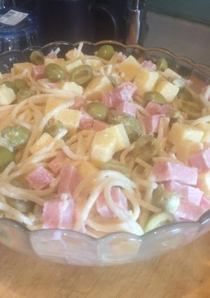 Una foto de Ensalada fría original
