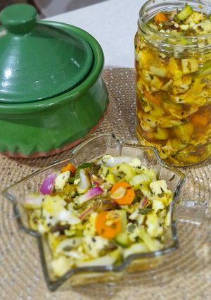 عکسی از دستور ترشی مخلوط