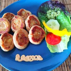 A picture of Savoury Pin Wheels 😋.