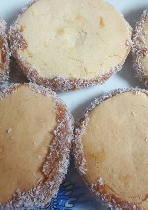 Una foto de Alfajores de Maicena