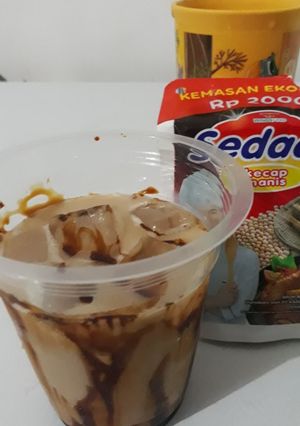 Foto resep Es Kopi Kecap Viral