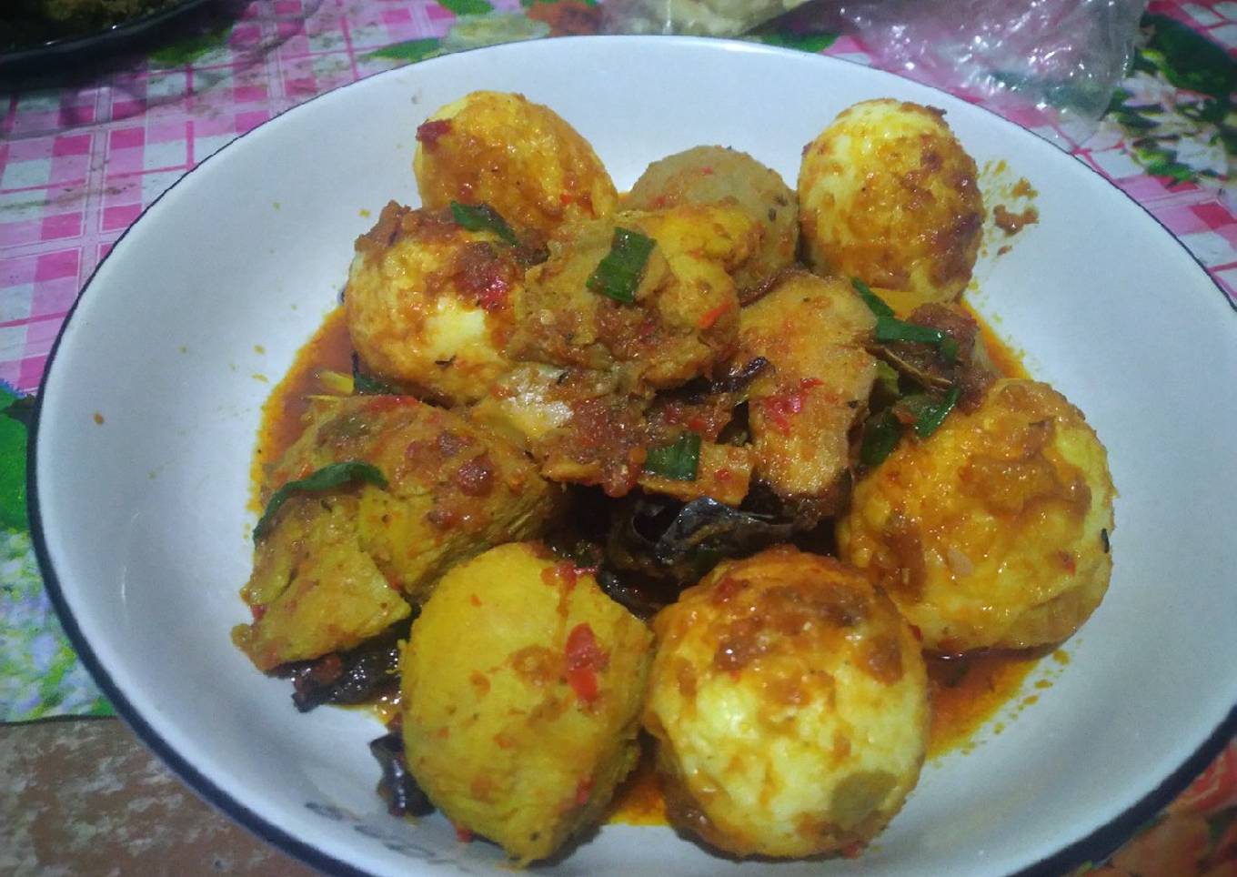 Ayam telur balado