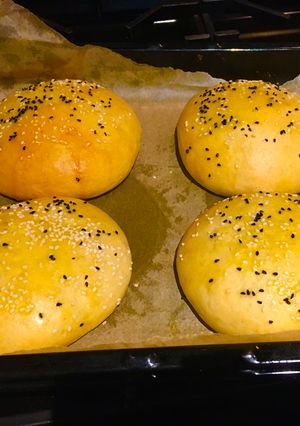 A picture of Light Brioche Burger Buns:.