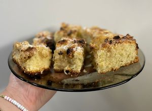 Una foto de Torta de harina de almendras y manzana 🍎