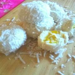 A picture of Coconut Beads.