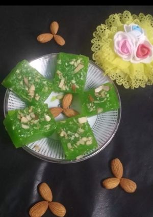 बॉम्बे कराची हलवा रेसिपी चे मुख्य फोटो