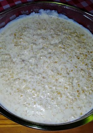 Una foto de Leche con avena cocida