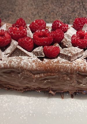 A picture of Chocolate Forest Cheesecake.