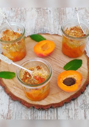 Une photo de Crumble aux abricots
