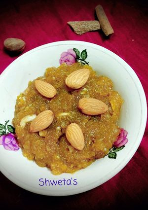 પંપકીન / કોળાનો હલવો (Pumpkin halwa recipe in gujarati) રેસીપી મુખ્ય ફોટો