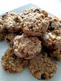 Cinnamon Raisin Apple Oat Muffin