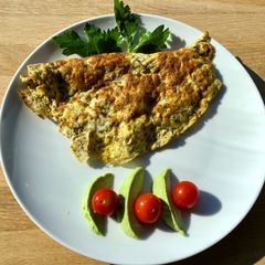 A picture of Za’atar and feta omelette.