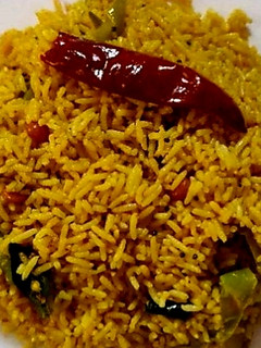 વઘારેલા ભાત (Vagharela Bhat Recipe In Gujarati) રેસીપી મુખ્ય ફોટો