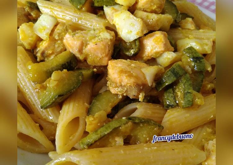 Pasta merluzzo, salmone e zucchine 😋