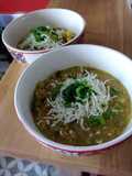 Sopa thai de lentejas naranjas