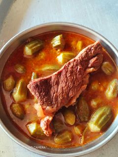 صورة لوصفة بامية باللحمة