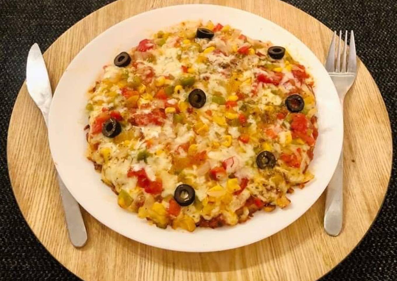 Split Moong Dal Pizza