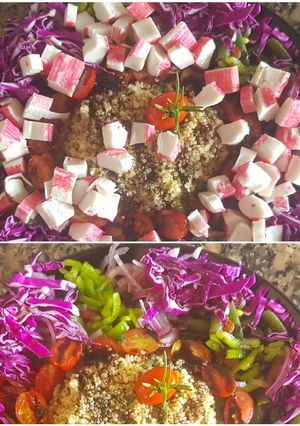 Una foto de Ensalada "Violeta" con quinoa y Kanikama #recetariocamino