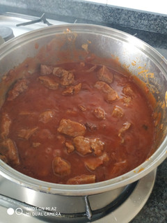 Una foto de Tacos de ternera en salsa de tomate