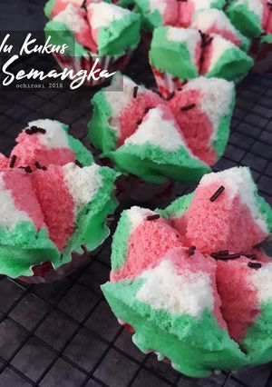 Foto resep Bolu Kukus Semangka (Anti Gagal Tanpa Soda)